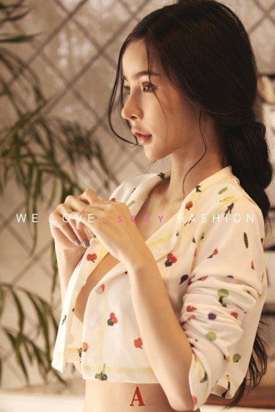 แกมพลอย ธัญญาอินทร์ A'lure Fashion Vol. 108 Gamploy