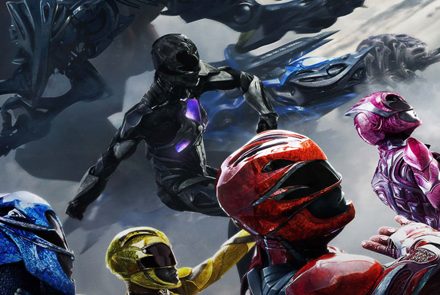 หุ่นรบประจัญบานพร้อมกับเรนเจอร์ทั้ง 5 ในโปสเตอร์ใหม่ Power Rangers 2017