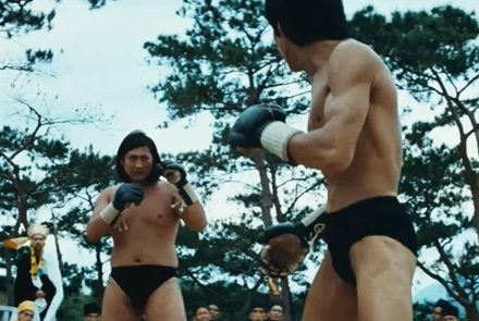 สุดยอดตำนาน! ชมคลิป หงจินเป่า ปะทะ บรูซลี ศึกนี้ใครจะชนะ