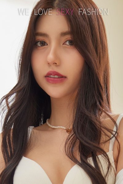 A'lure Fashion Vol. 141 Pink