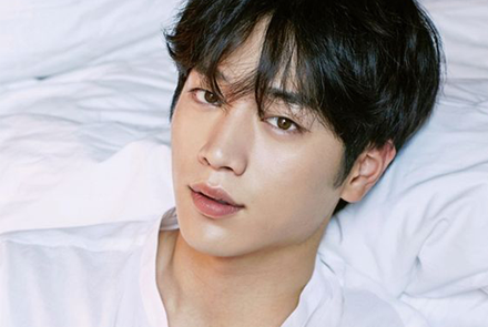 ระวังโดนตก!! 5 หนุ่มเกาหลีที่จะทำให้คุณรู้จักกับคำว่ารักแรกพบ