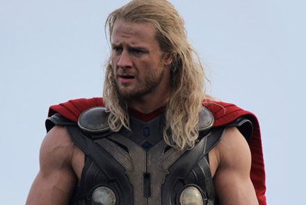 สตั๊นท์แมนของ คริส เฮมส์เวิร์ท ต้องกินอาหารถึง 35 มื้อต่อวัน เพื่อสร้างร่างกายสุดกำยำ!