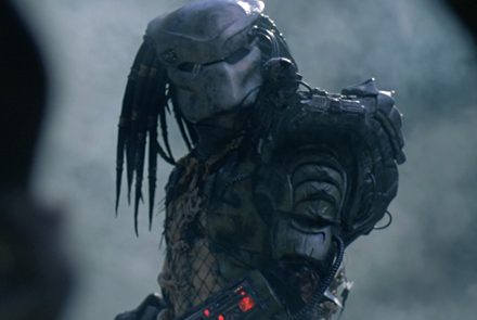 โปสเตอร์แรก The Predator ปล่อยออกมาปะทะแล้ว !