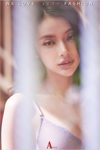 ฟร้อนท์ เชียลดา ไชยวงศ์ A'lure Fashion Vol. 123 Front