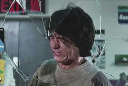 หาดูยาก! เบื้องหลังฉากเสี่ยงตาย เฉินหลง จากไตรภาค วิ่งสู้ฟัด