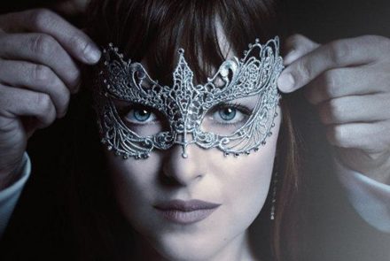 เฆี่ยนฉันสิ! ทีเซอร์แรกพร้อมโปสเตอร์ Fifty Shades Darker ซัดออกมาแล้ว