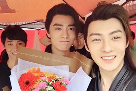 เปิดภาพเบื้องหลังความสนุกในกองถ่ายซีรีส์ Fights Break Sphere สัประยุทธ์ทะลุฟ้า