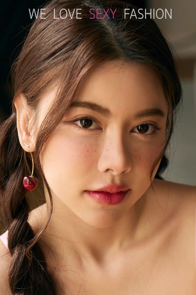 ปุยฝ้าย อมลรดา อุ่นเจริญ   A'lure Fashion Vol. 132 Puifai