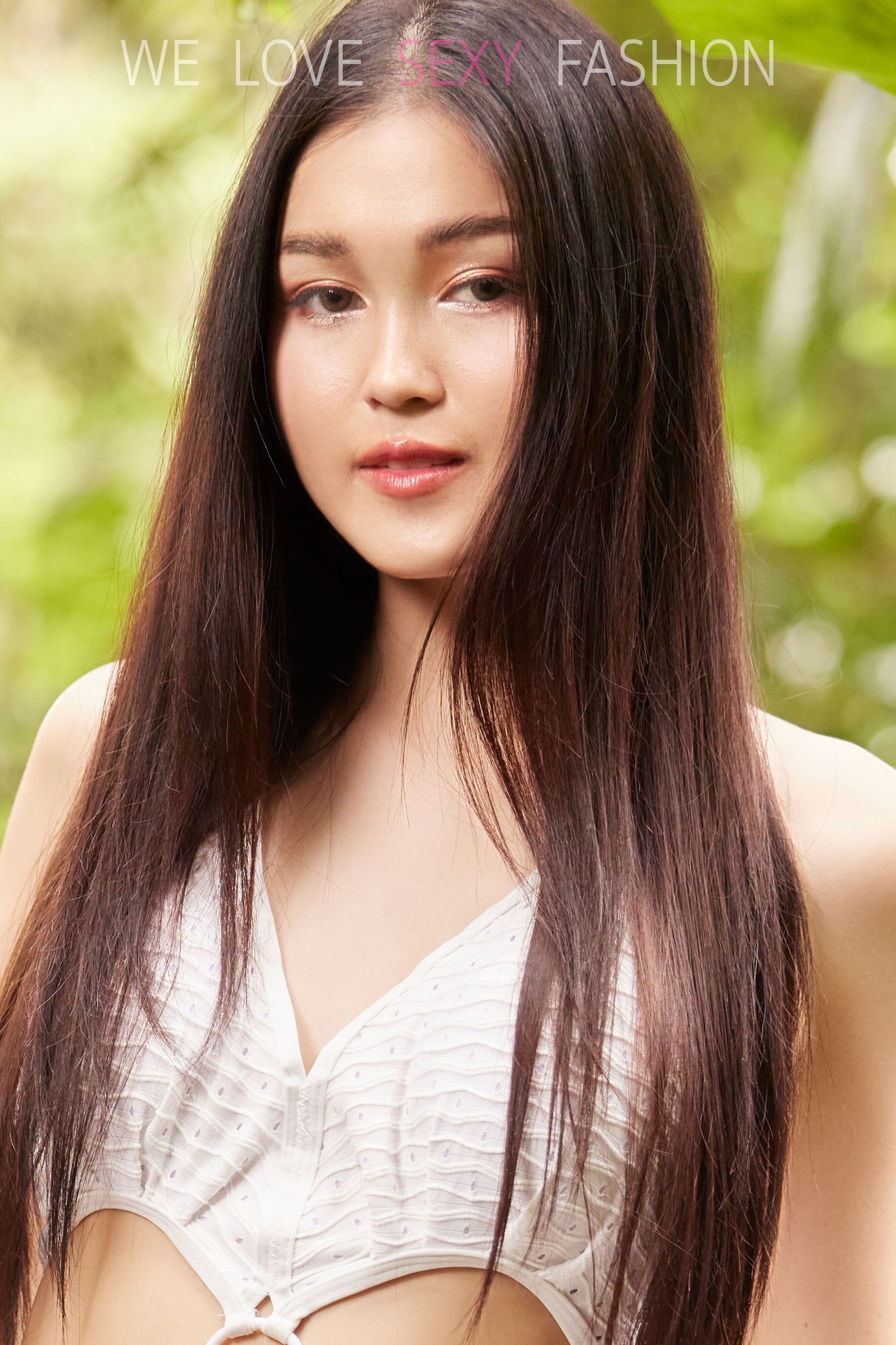 ไอลา พิมพกานต์ ไชยทิศ A'lure Fashion Vol. 140 Aila