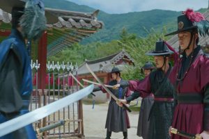 ดูหนัง บันทึกรักนายมเหสี Mr. Queen ตอนที่ 9